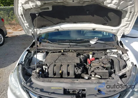 2017 Nissan Sentra S z USA, uszkodzony, nr VIN 3N1AB7AP1HY348591